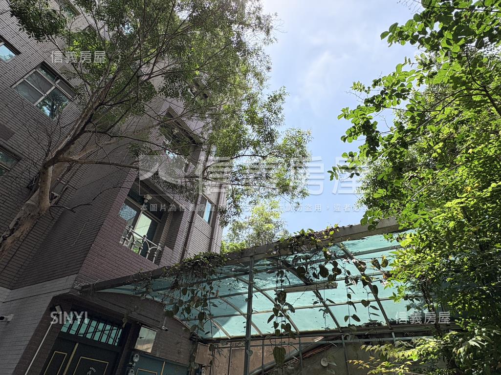 蝸牛巷ＲＣ｜十四套房房屋室內格局與周邊環境