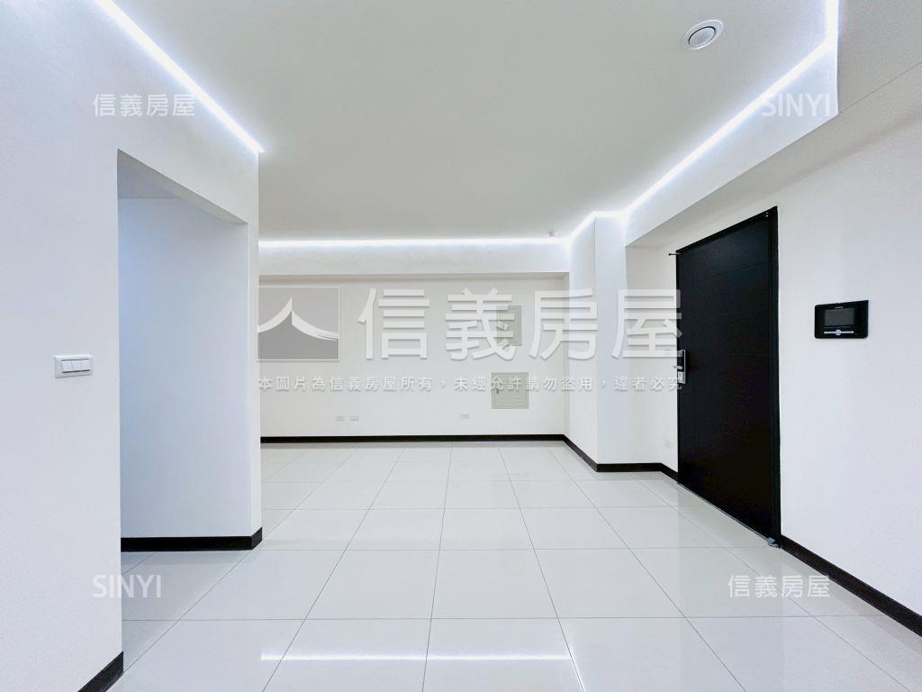 新画峰２房２衛車位房屋室內格局與周邊環境