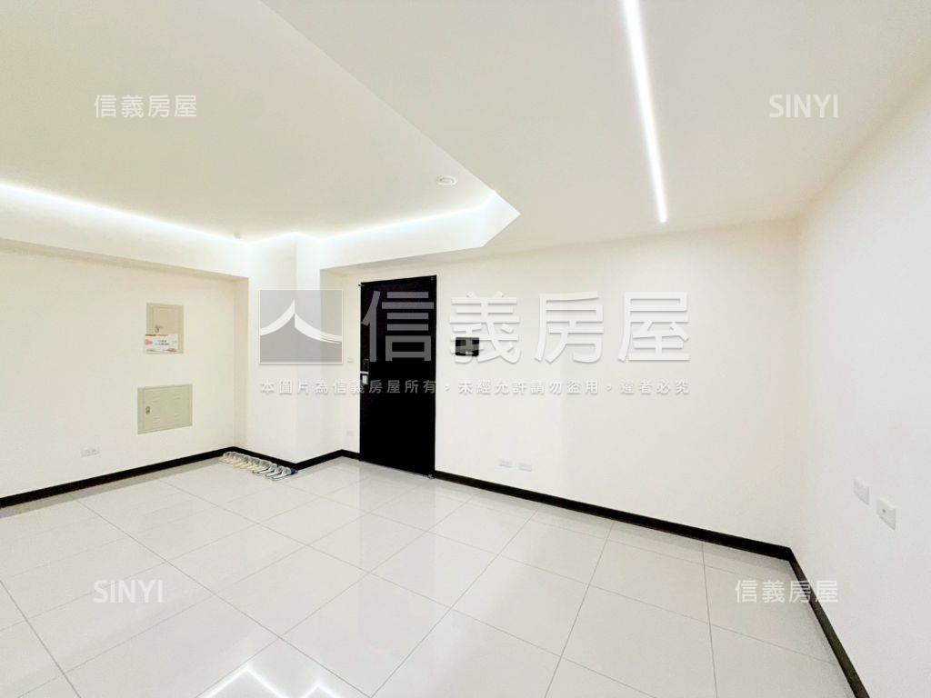 新画峰２房２衛車位房屋室內格局與周邊環境