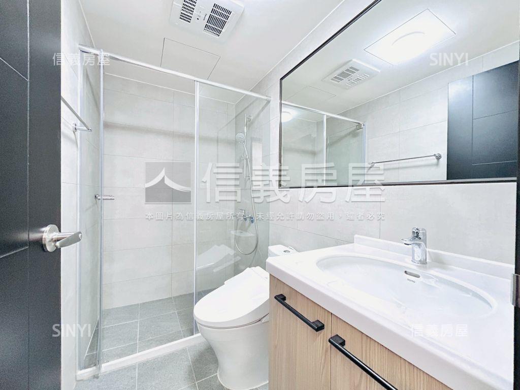 新画峰２房２衛車位房屋室內格局與周邊環境