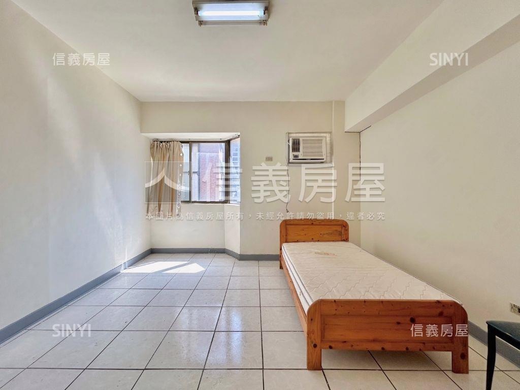 竹仁商業美三房房屋室內格局與周邊環境