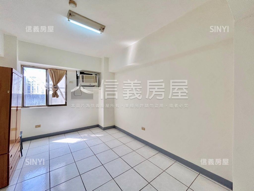 竹仁商業美三房房屋室內格局與周邊環境