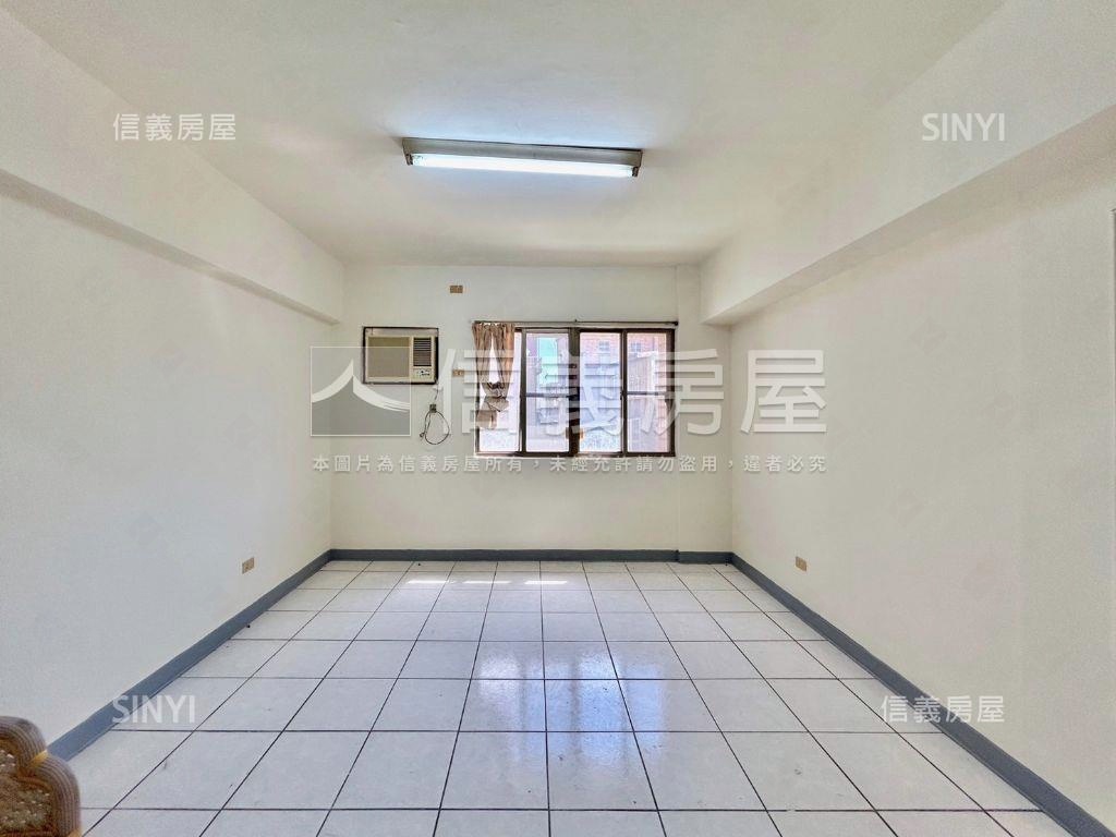 竹仁商業美三房房屋室內格局與周邊環境