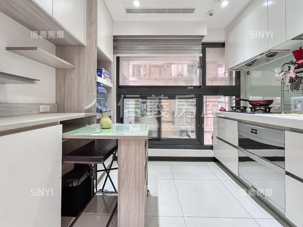 近未來捷運！超花三房車位房屋室內格局與周邊環境