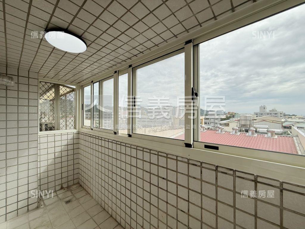 豐東國中旁南北向三房平車房屋室內格局與周邊環境