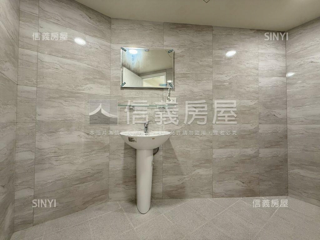 豐東國中旁南北向三房平車房屋室內格局與周邊環境