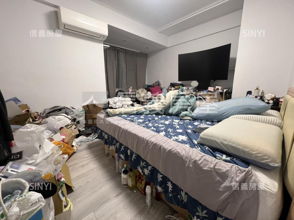 雙敦電梯四房附車位房屋室內格局與周邊環境