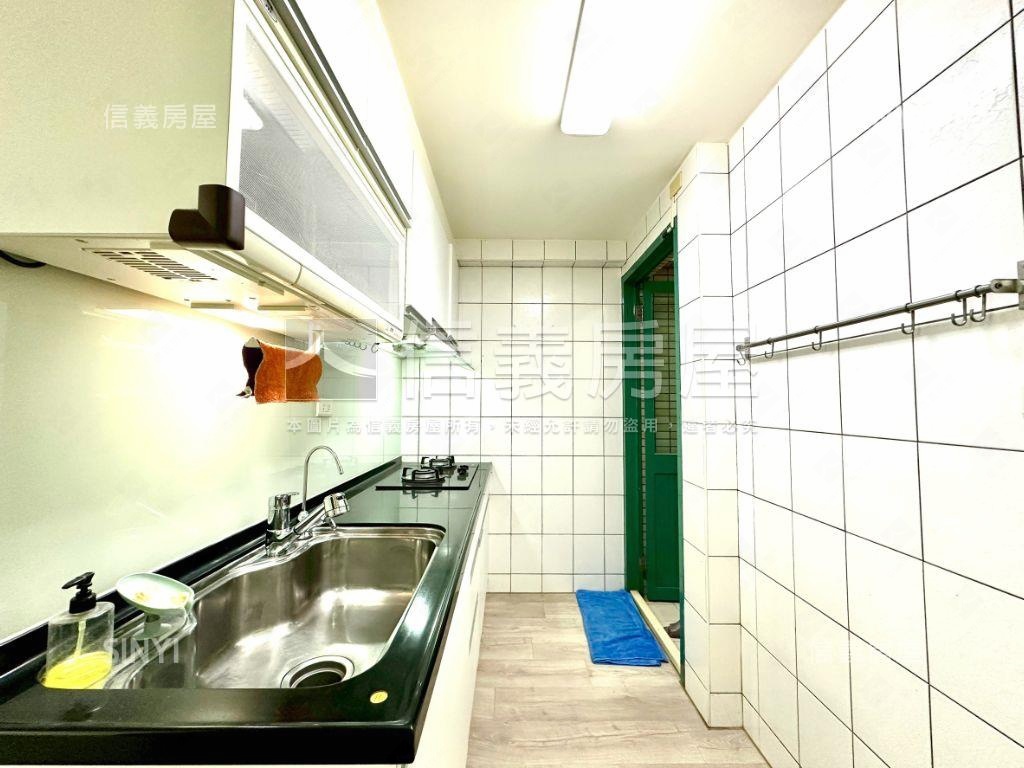 左營高鐵三房平車房屋室內格局與周邊環境