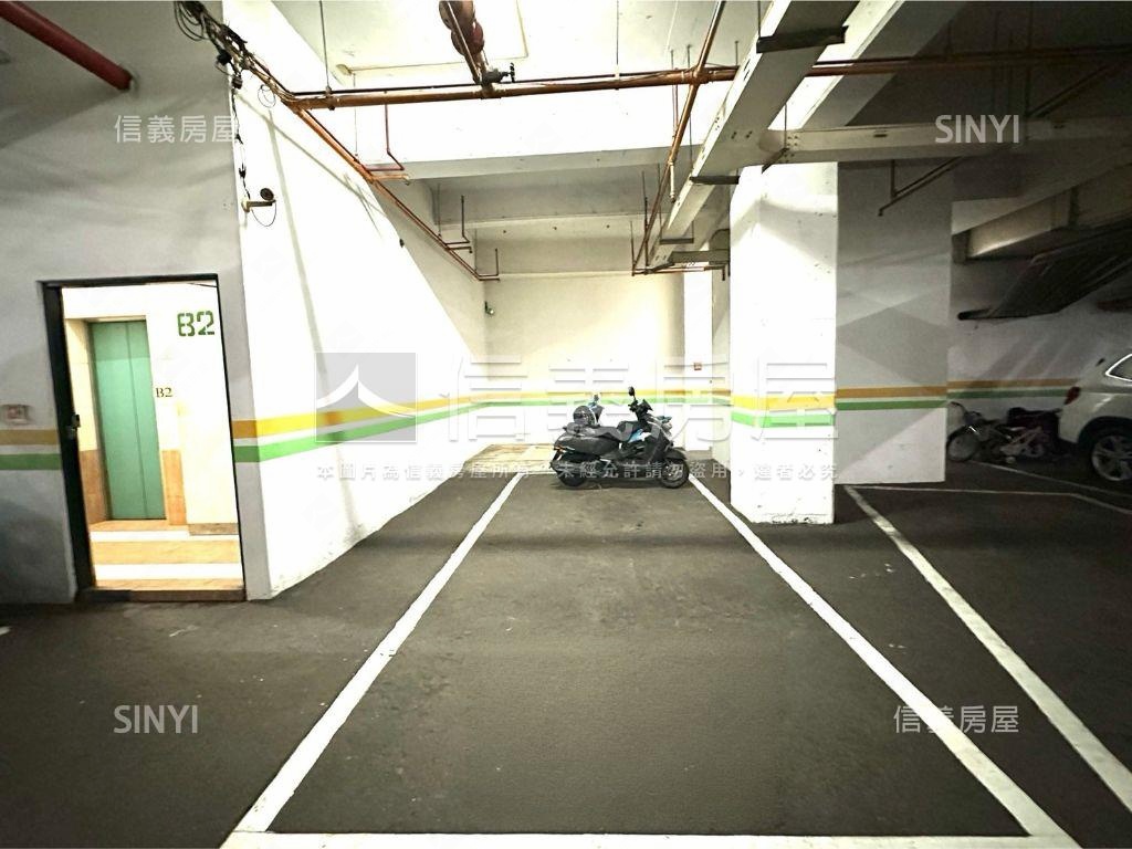 左營高鐵三房平車房屋室內格局與周邊環境