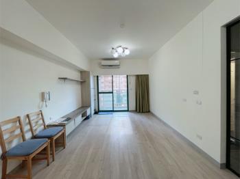 左營高鐵三房平車