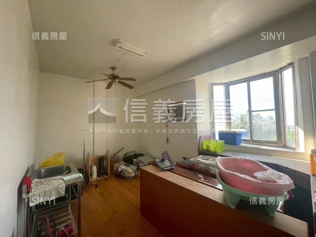 海寮邊間傳統透天房屋室內格局與周邊環境