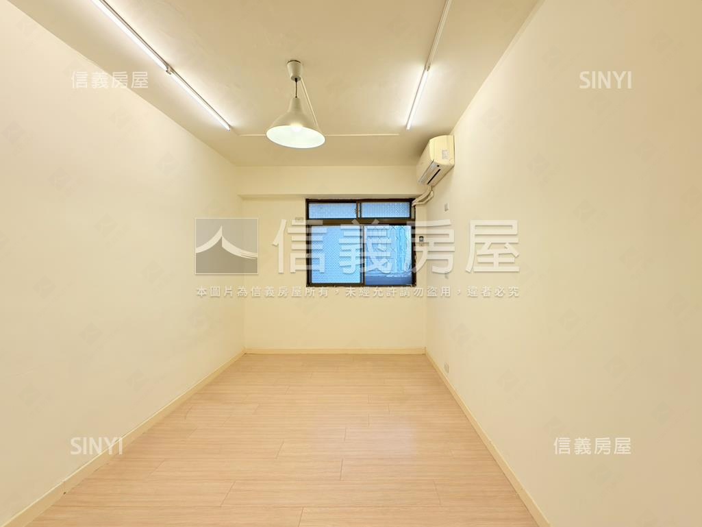 面校園大安捷運華廈房屋室內格局與周邊環境