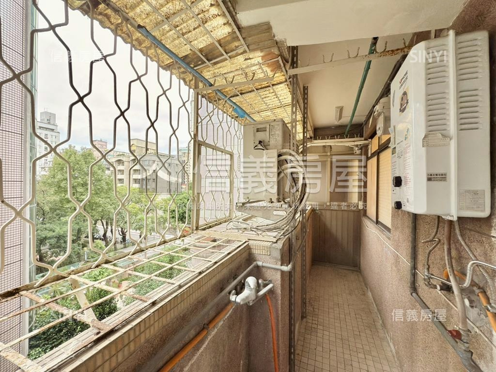 面校園大安捷運華廈房屋室內格局與周邊環境