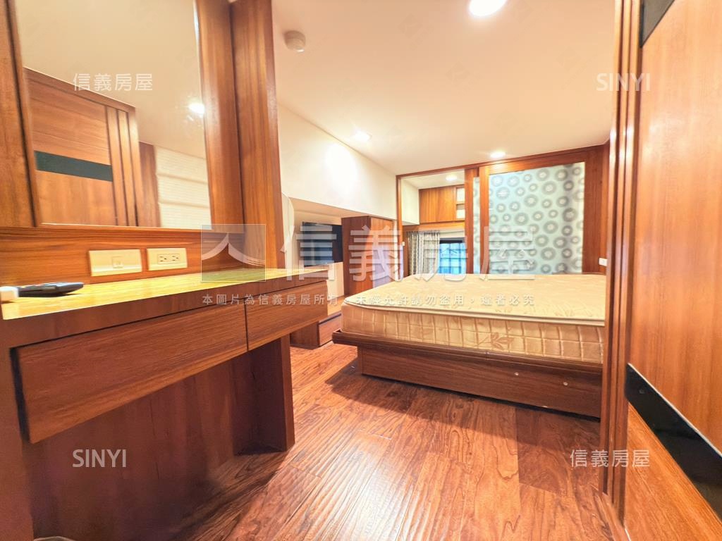 卡爾頓景觀後棟美美屋房屋室內格局與周邊環境