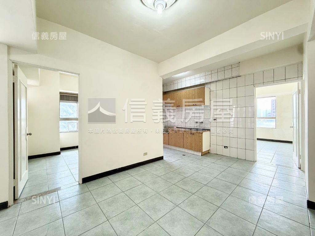 漢口商圈大三房平面車位房屋室內格局與周邊環境