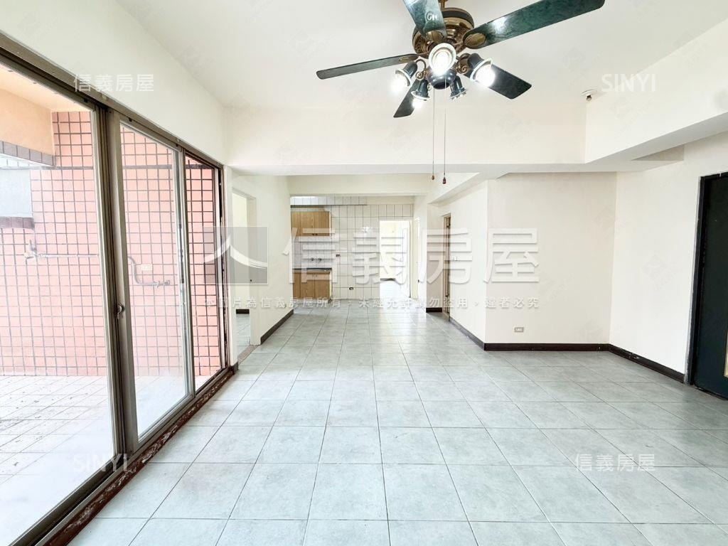 漢口商圈大三房平面車位房屋室內格局與周邊環境