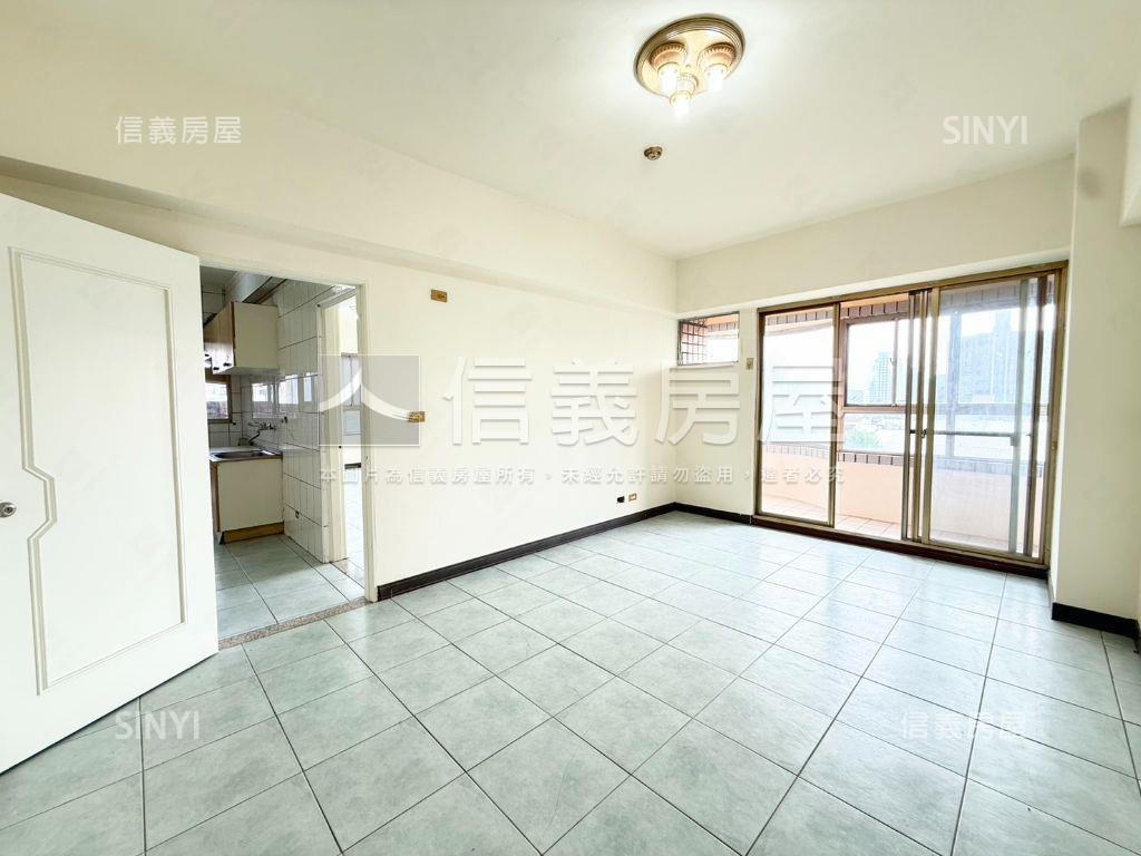 漢口商圈大三房平面車位房屋室內格局與周邊環境