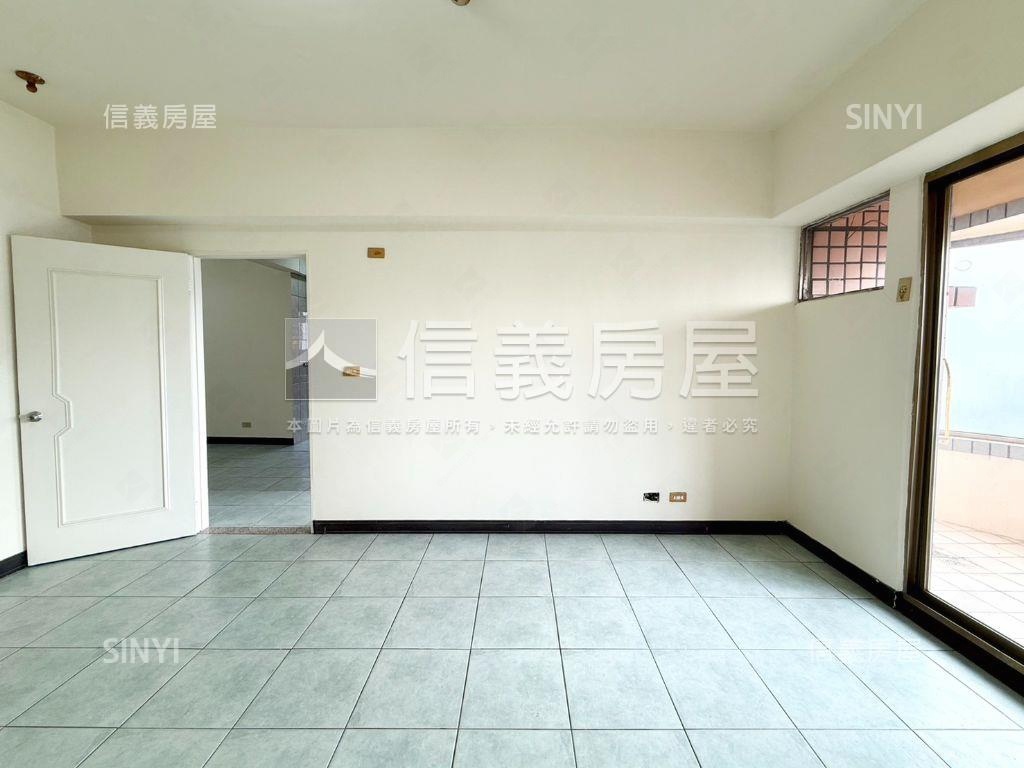 漢口商圈大三房平面車位房屋室內格局與周邊環境