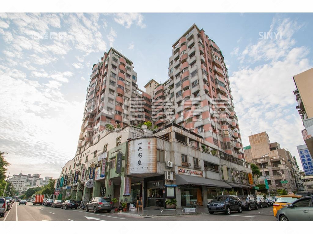 漢口商圈大三房平面車位房屋室內格局與周邊環境