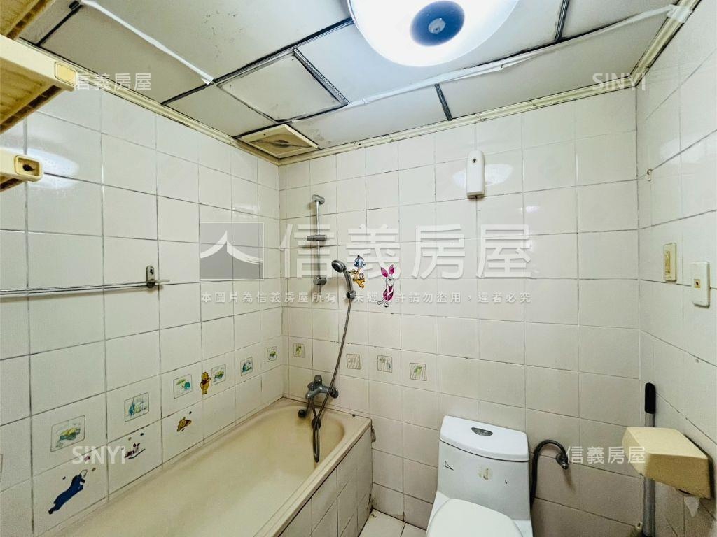 【專任】大安名人巷華廈房屋室內格局與周邊環境