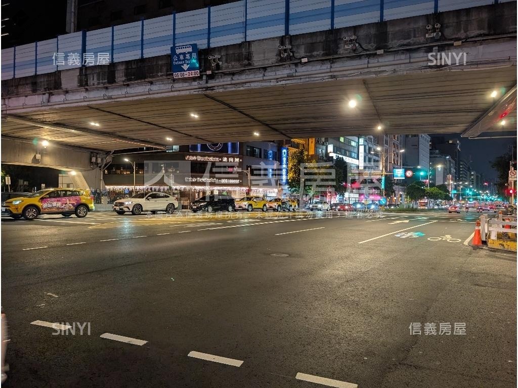 稀有大馬路邊間透天房屋室內格局與周邊環境