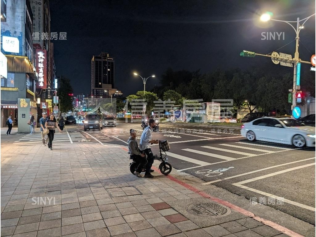 稀有大馬路邊間透天房屋室內格局與周邊環境