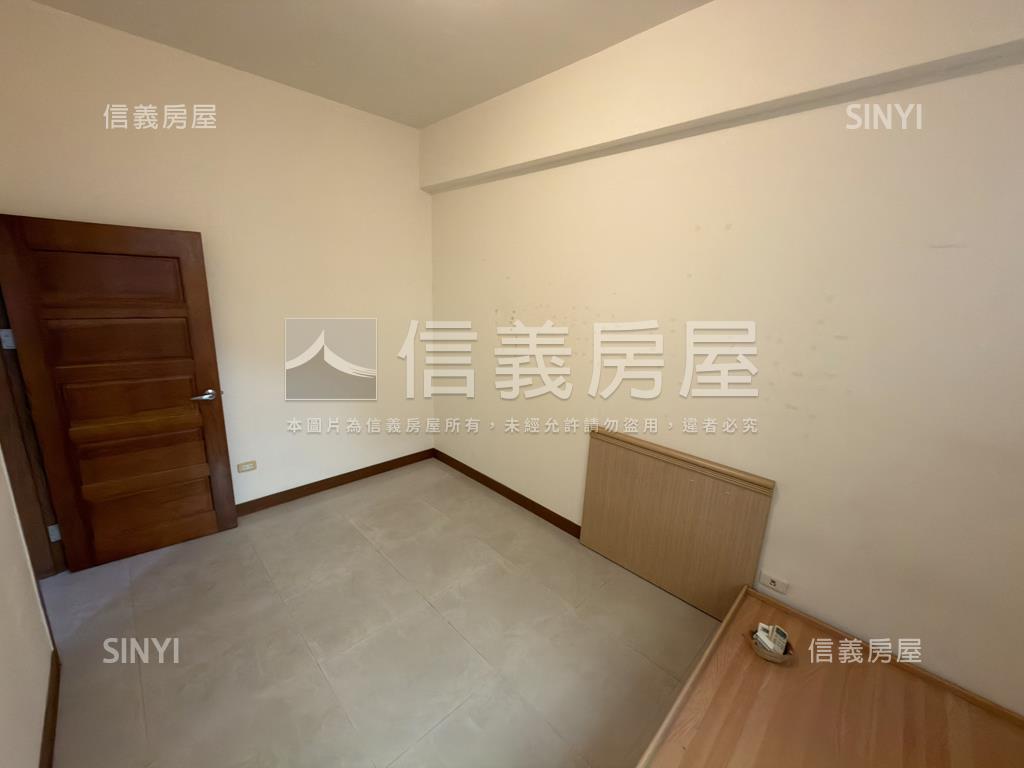 太極新村三房平車美屋房屋室內格局與周邊環境