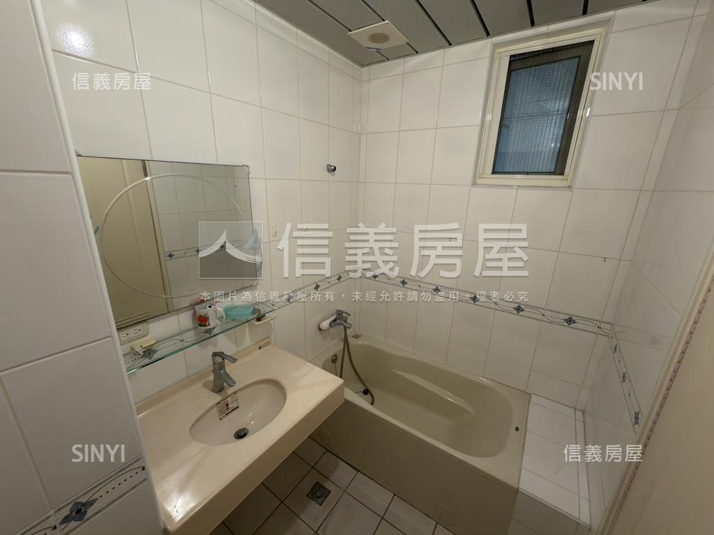 太極新村三房平車美屋房屋室內格局與周邊環境