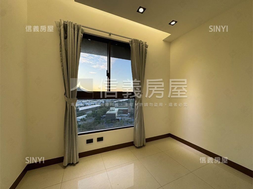 桃子園看山海三房雙平車Ｉ房屋室內格局與周邊環境