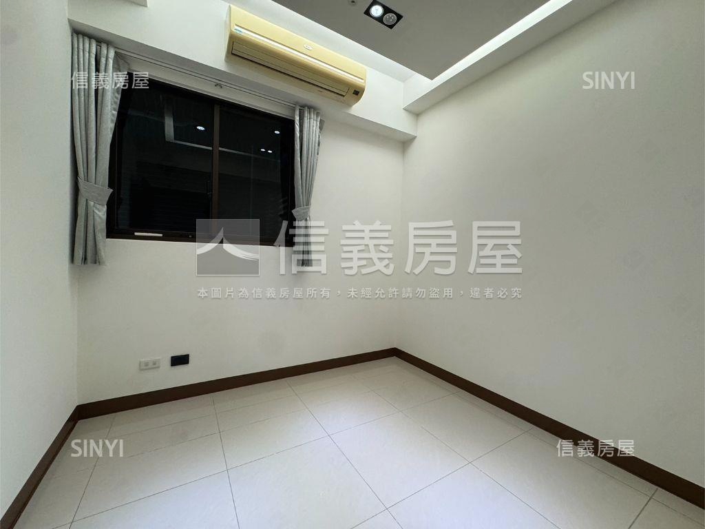 桃子園看山海三房雙平車Ｉ房屋室內格局與周邊環境