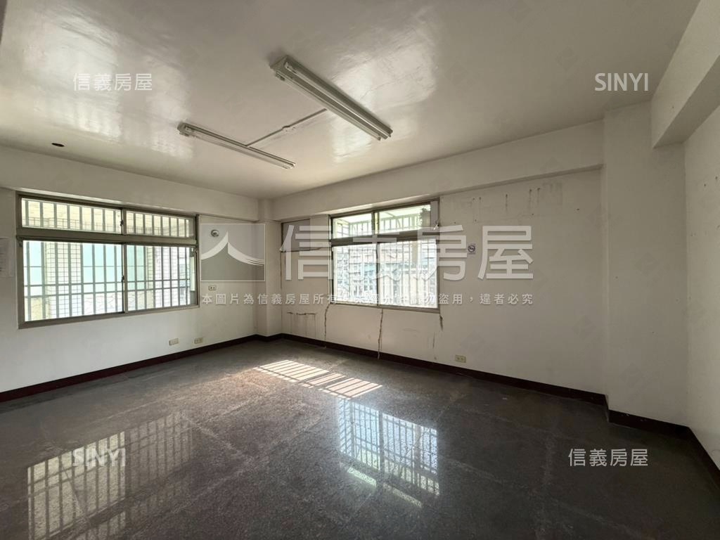 永康甲工ＲＣ天車廠房房屋室內格局與周邊環境