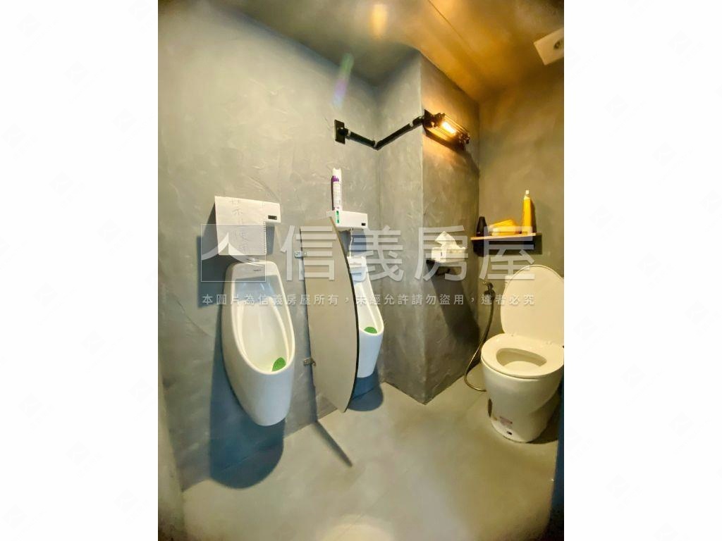 南京復興三房邊間有車位房屋室內格局與周邊環境