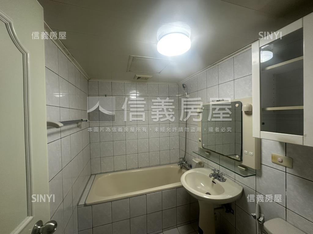 武陵溫馨三房車位房屋室內格局與周邊環境