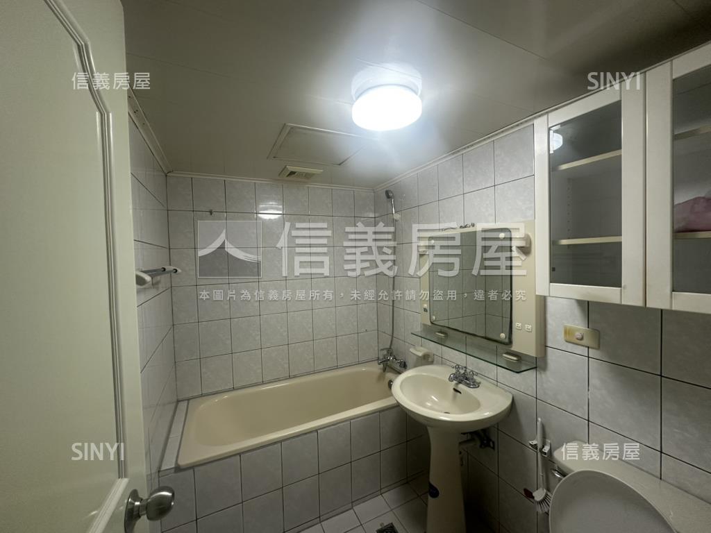 武陵溫馨三房車位房屋室內格局與周邊環境