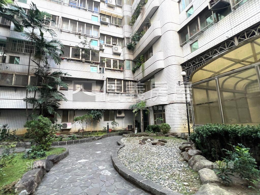 大墩貴族質感大兩房附車位房屋室內格局與周邊環境