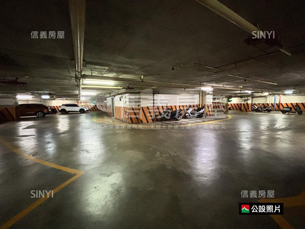 摩天高雄‧亮四房平車房屋室內格局與周邊環境