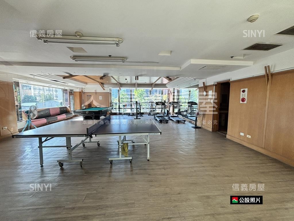 摩天高雄‧亮四房平車房屋室內格局與周邊環境