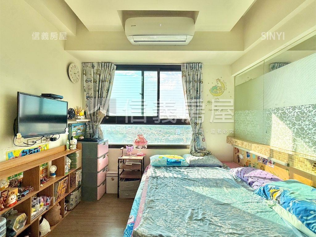 ｜超越一百｜陽光三房平移房屋室內格局與周邊環境