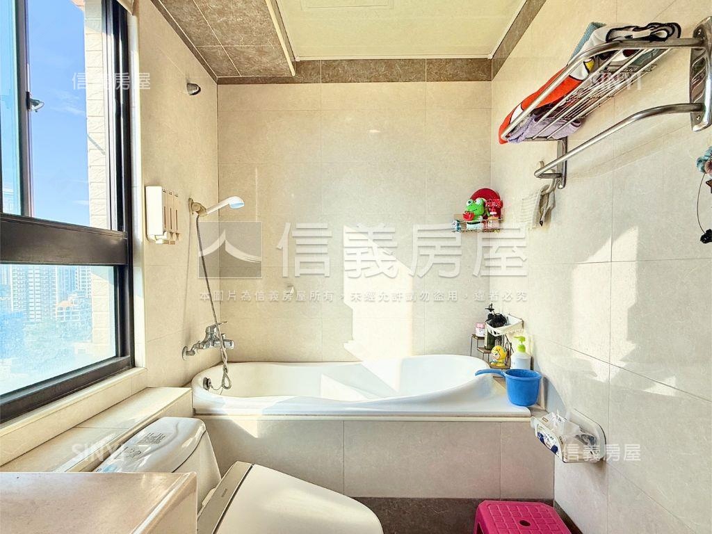 ｜超越一百｜陽光三房平移房屋室內格局與周邊環境