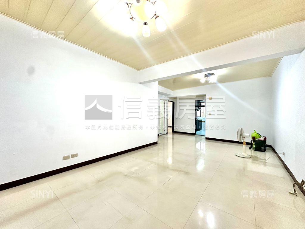 看好案⭐國泰格局三房雙衛房屋室內格局與周邊環境