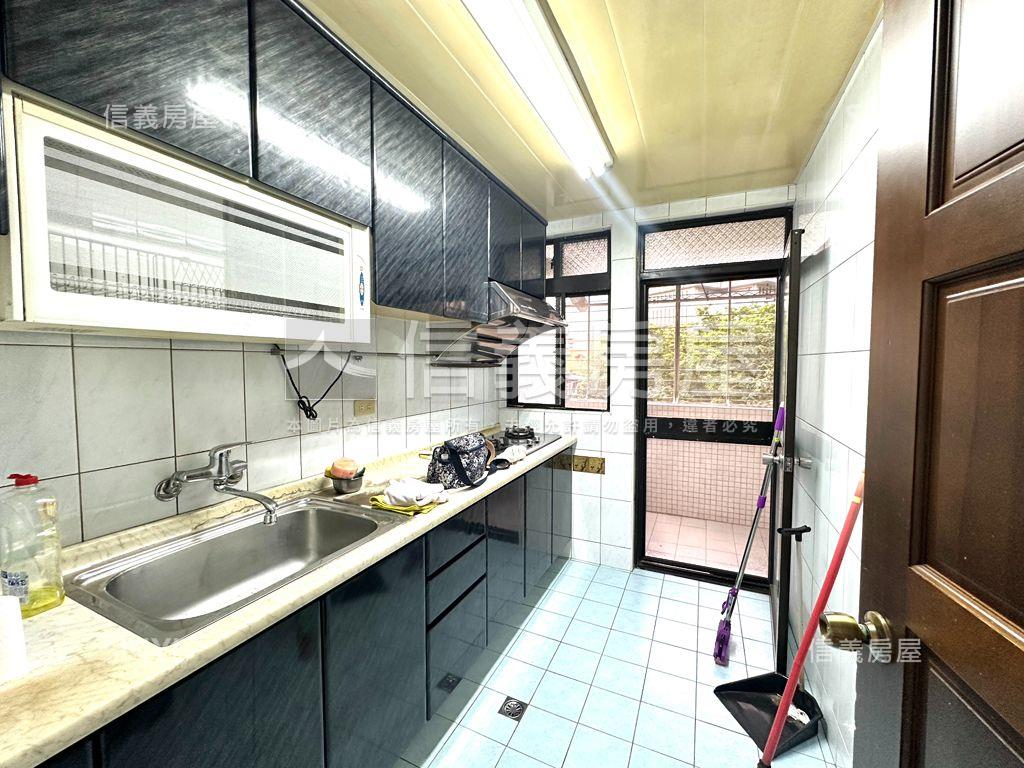 看好案⭐國泰格局三房雙衛房屋室內格局與周邊環境