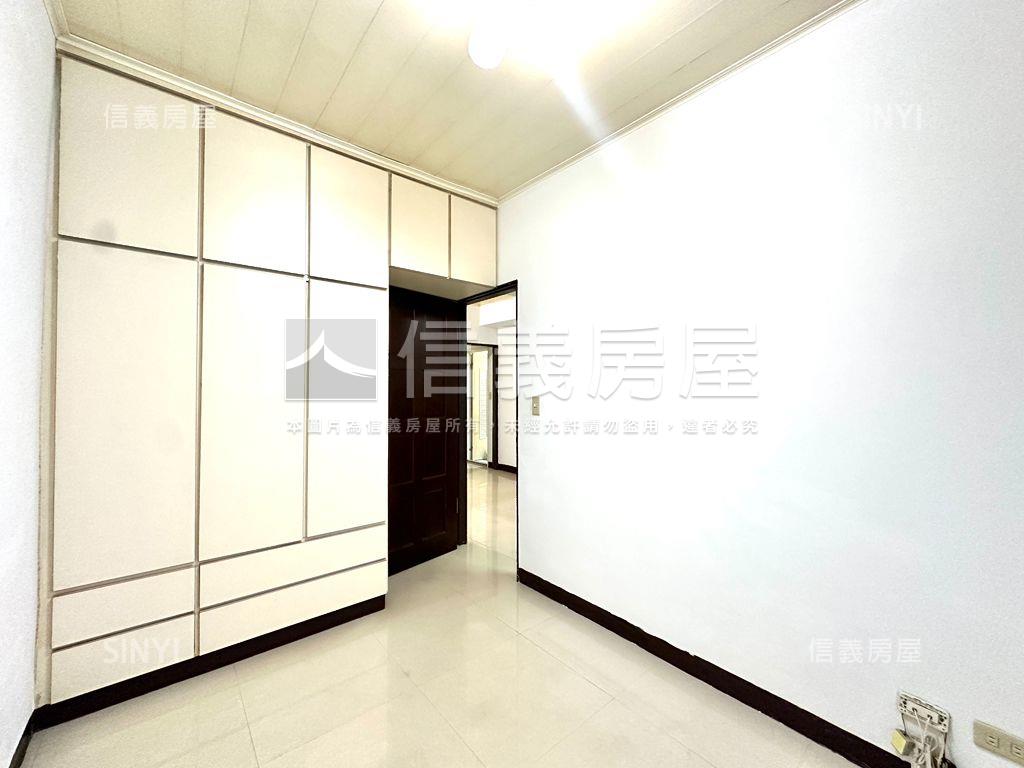 看好案⭐國泰格局三房雙衛房屋室內格局與周邊環境