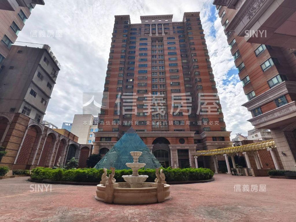近家樂福巴黎富邑幼兒園房屋室內格局與周邊環境