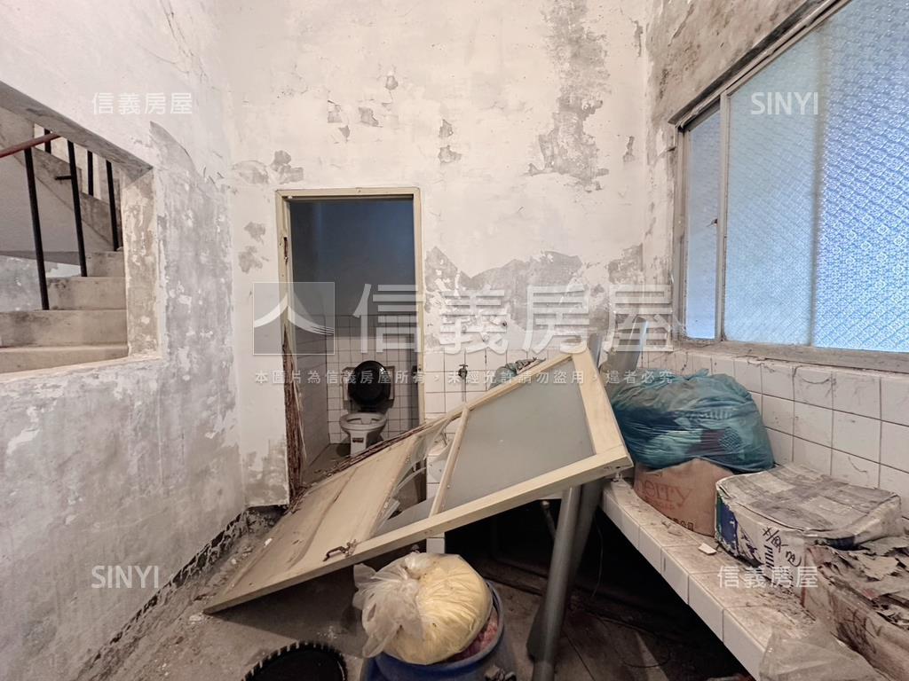 新竹高峰路稀有透天房屋室內格局與周邊環境