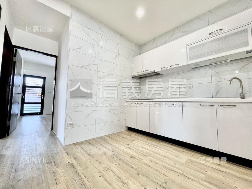近好市多｜邊間整新三房房屋室內格局與周邊環境