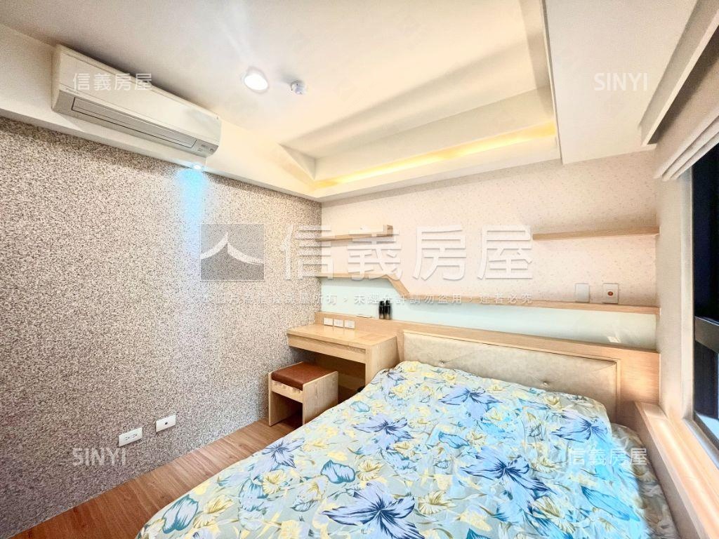 左營輕屋齡兩房車位房屋室內格局與周邊環境