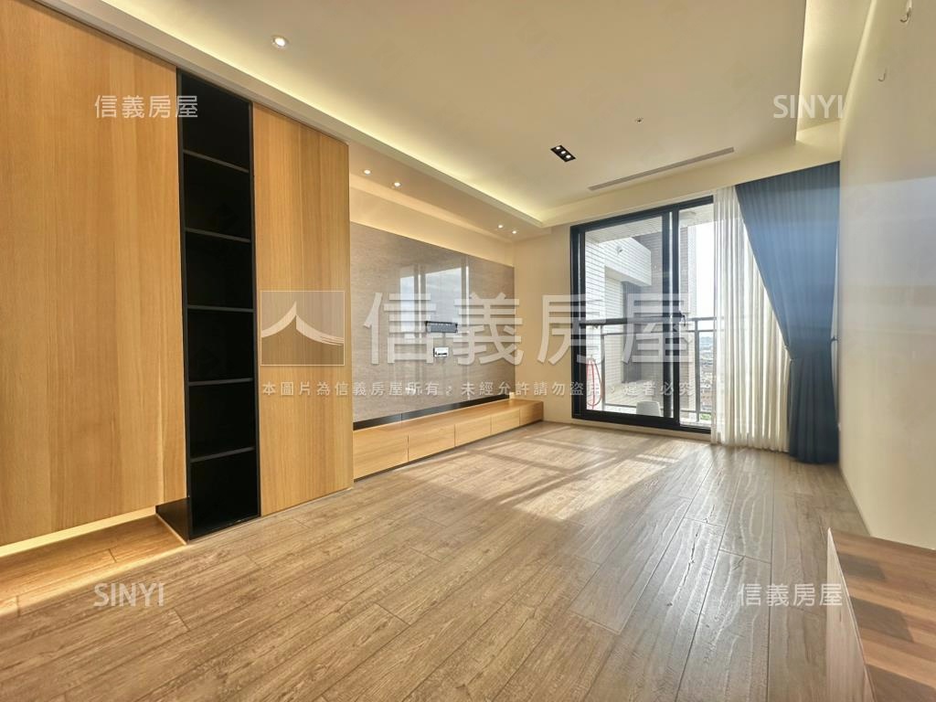 遊川楓｜高樓兩房平車房屋室內格局與周邊環境