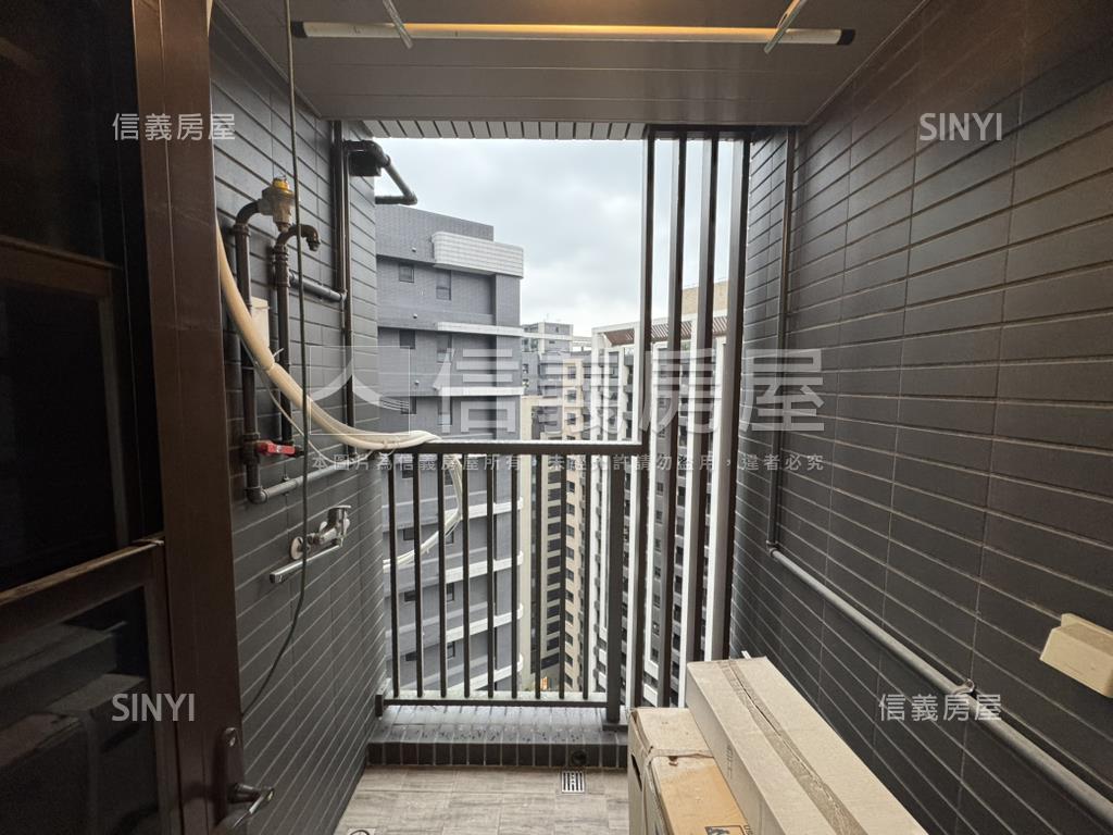 芬蘭極光美麗房屋室內格局與周邊環境