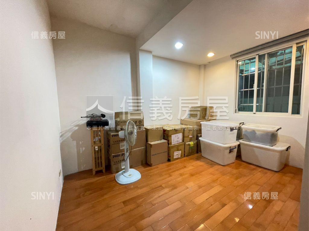 景華格局方正一樓房屋室內格局與周邊環境