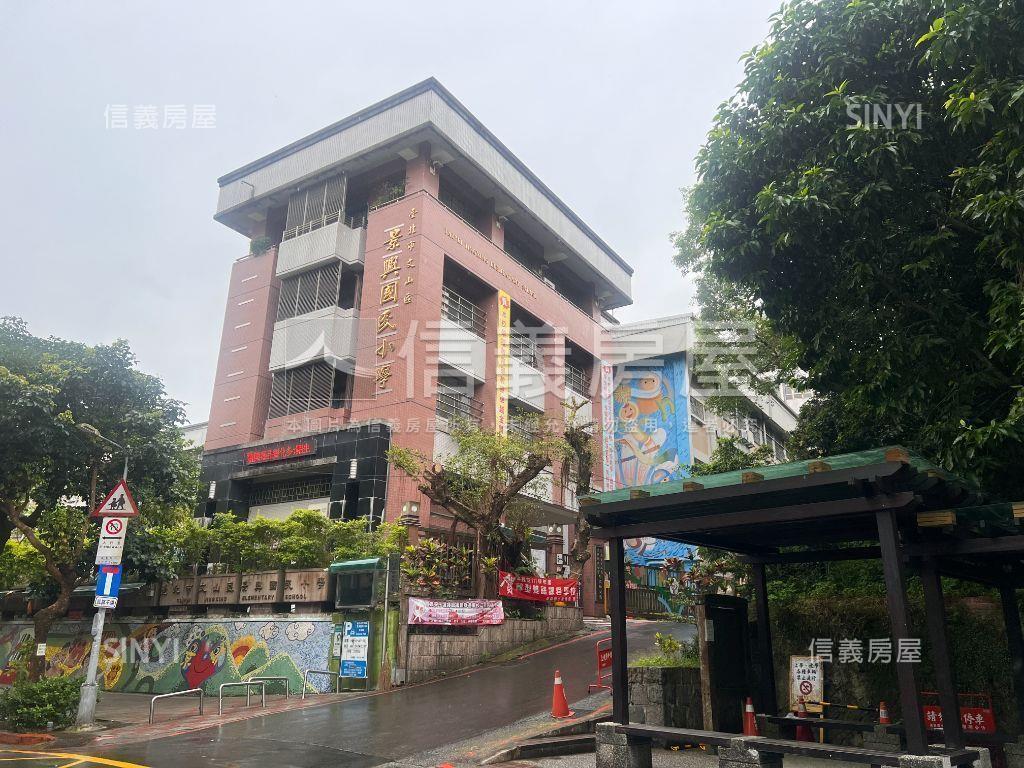 景華格局方正一樓房屋室內格局與周邊環境